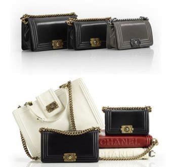 chanel mini boyfriend bag